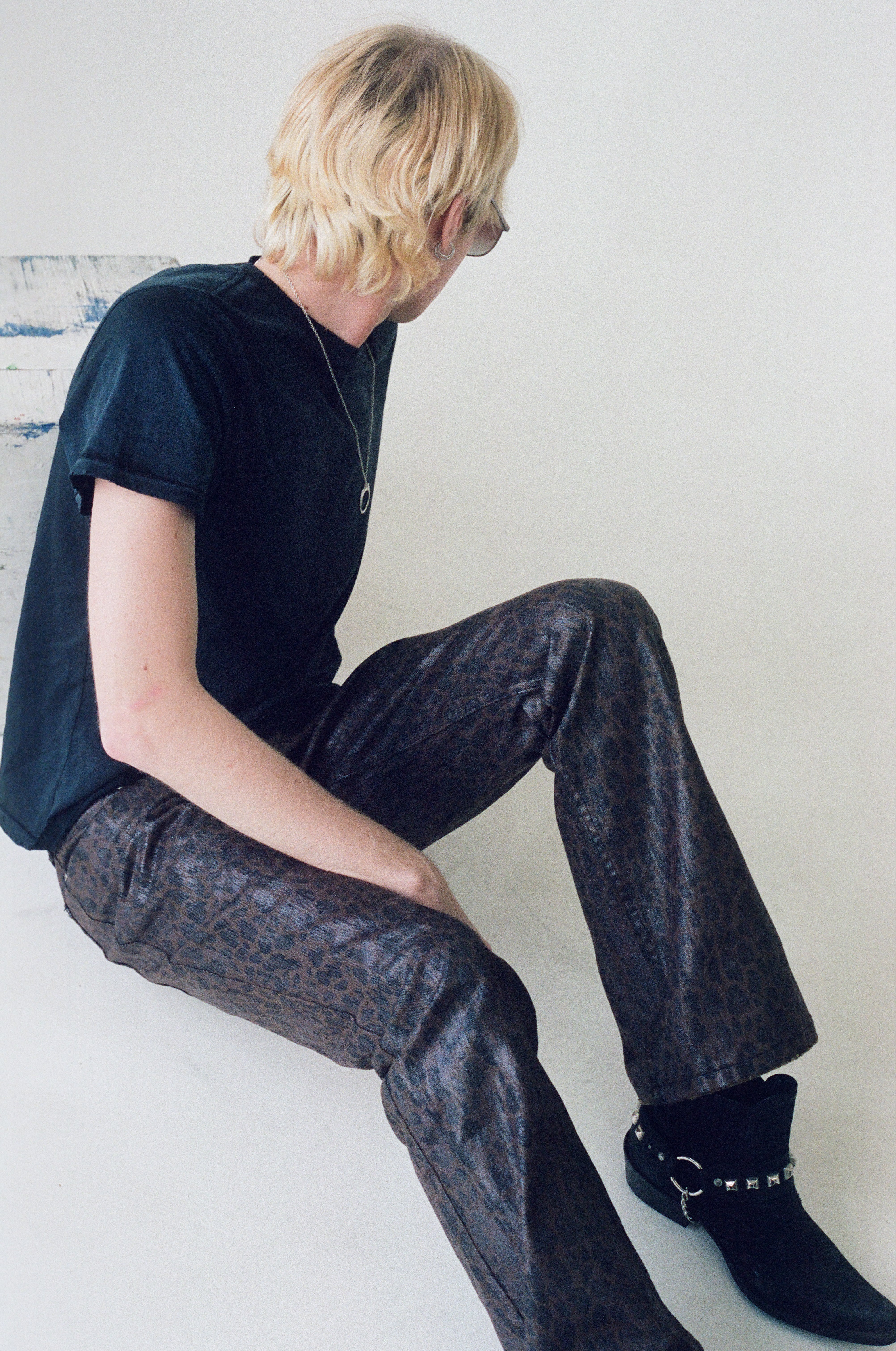 BEATNIK TEE [SUNBEAT BLACK] - Image 12