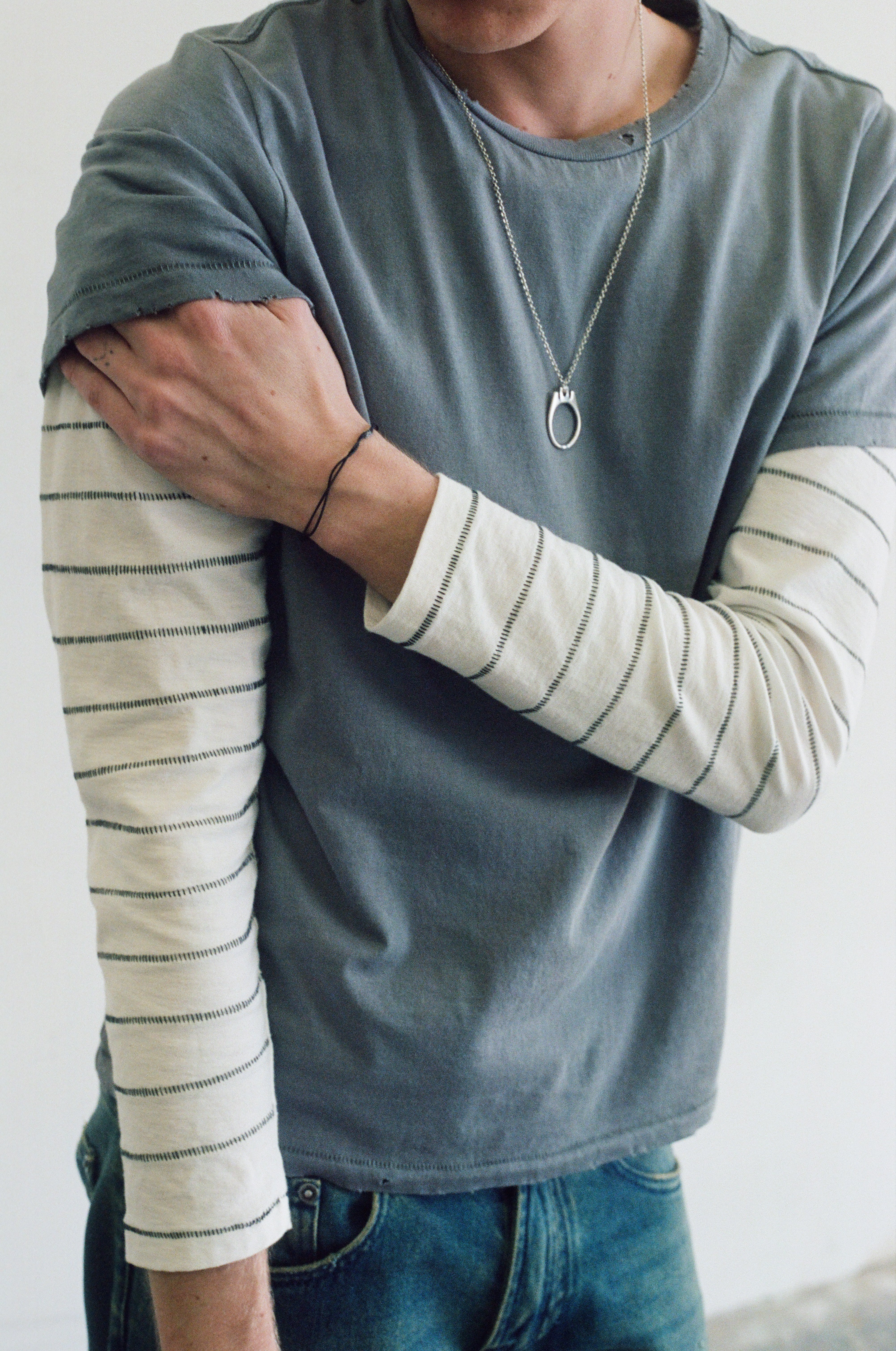 BEATNIK TEE [SUNBEAT GREY] - Image 3