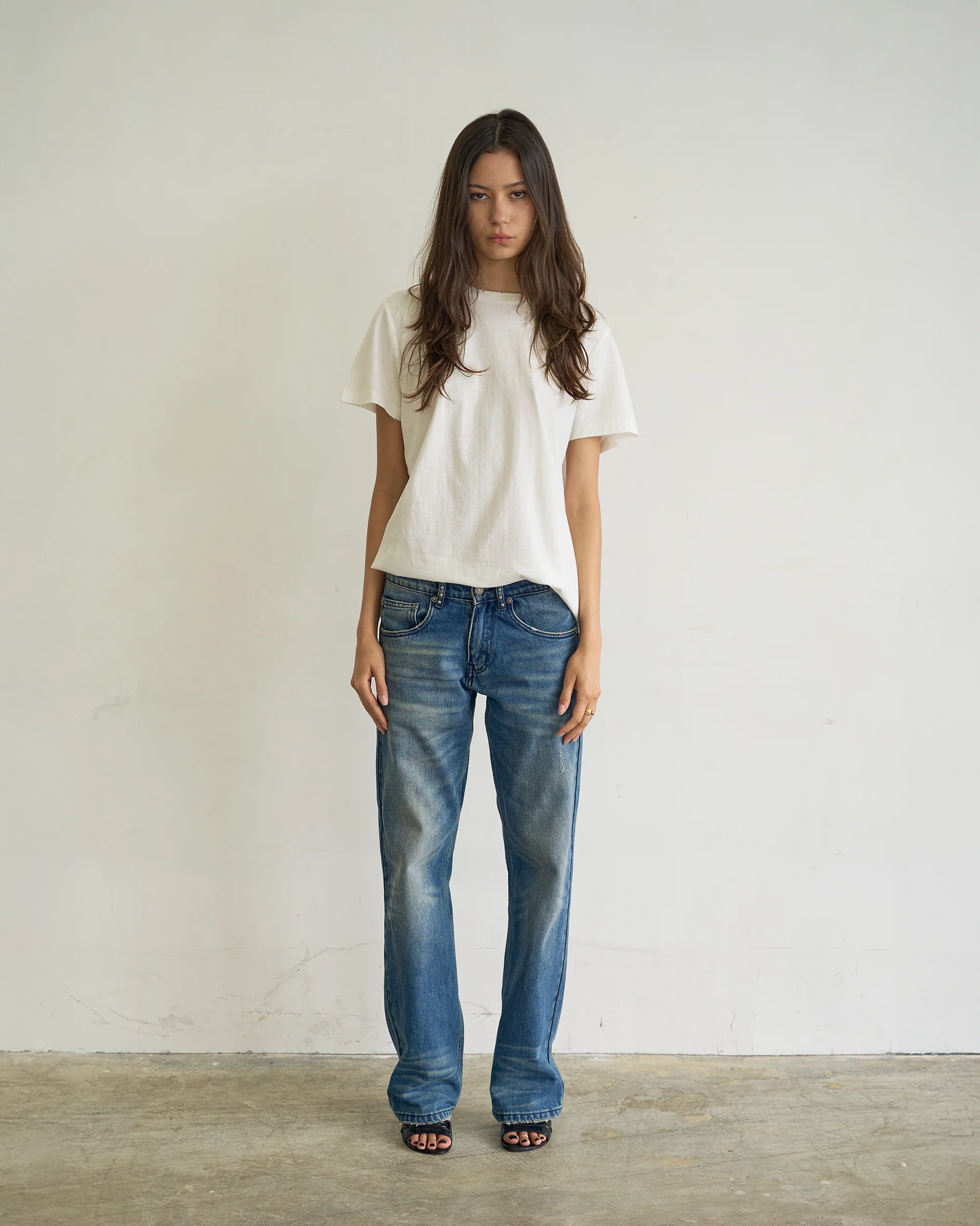 BEATNIK TEE [WHITE] - Image 10
