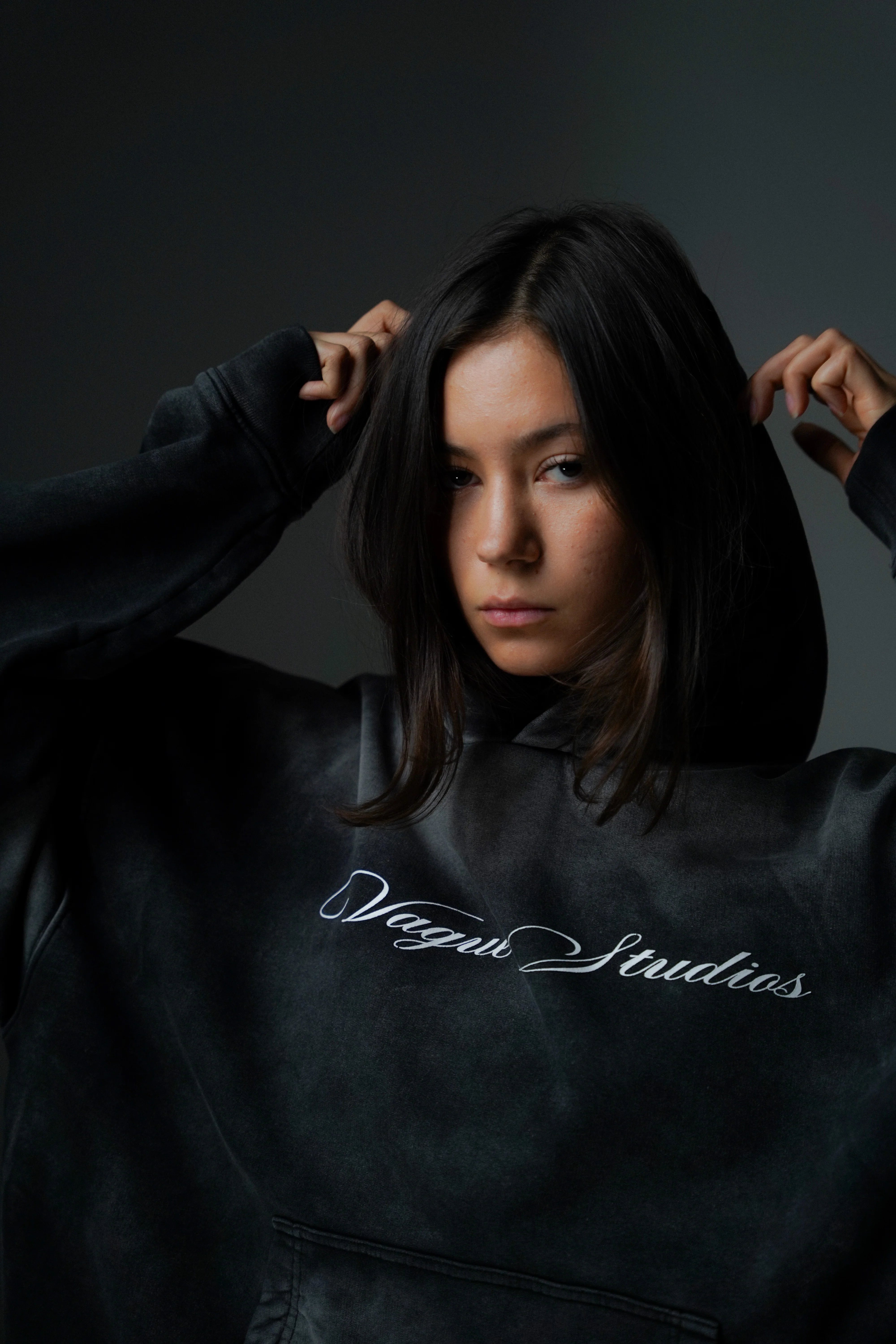 SCRIPT HOODIE [SUNBEAT BLACK] - Image 6