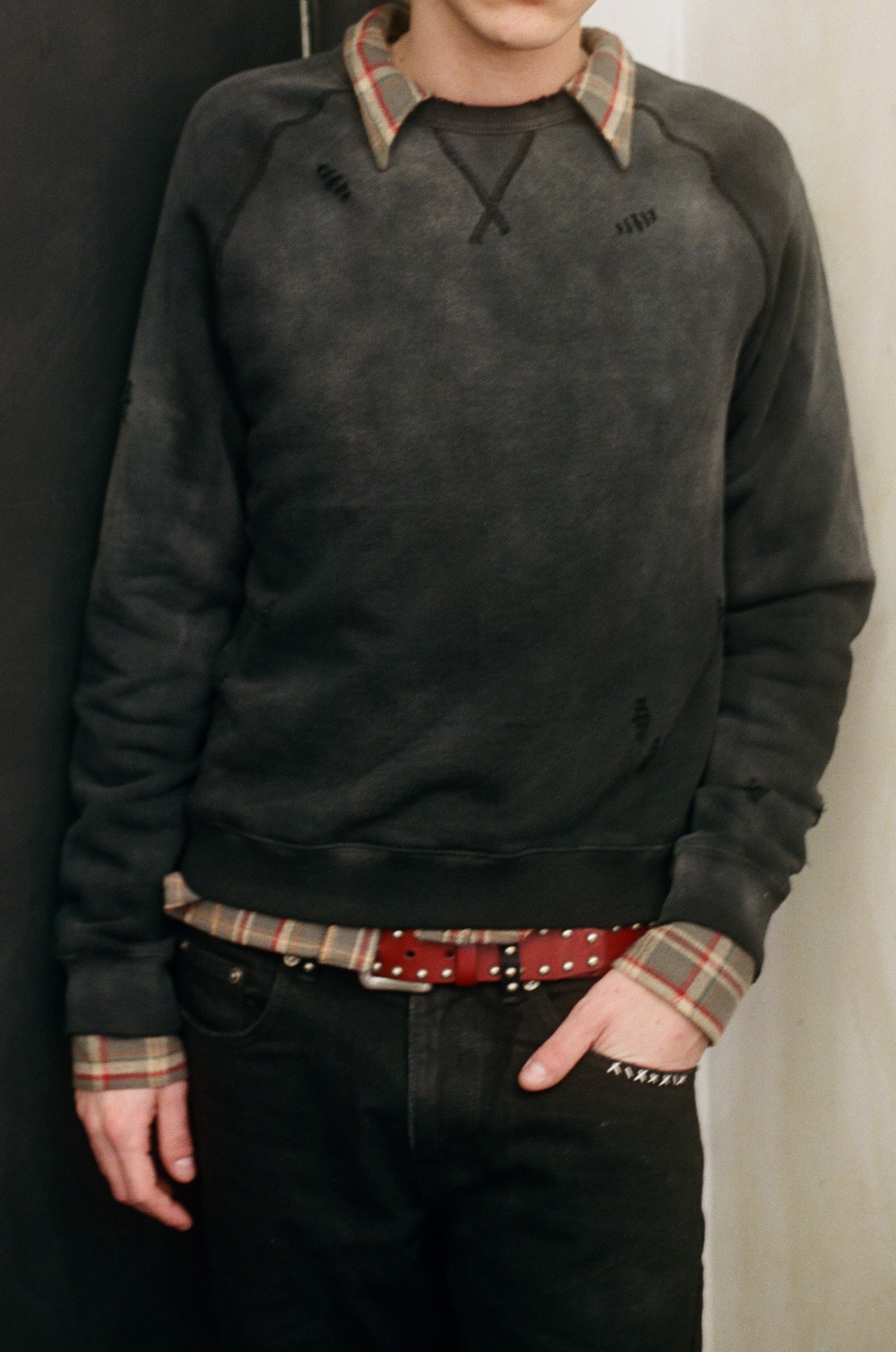 STUDIO CREWNECK [SUNBEAT BLACK] - Image 5