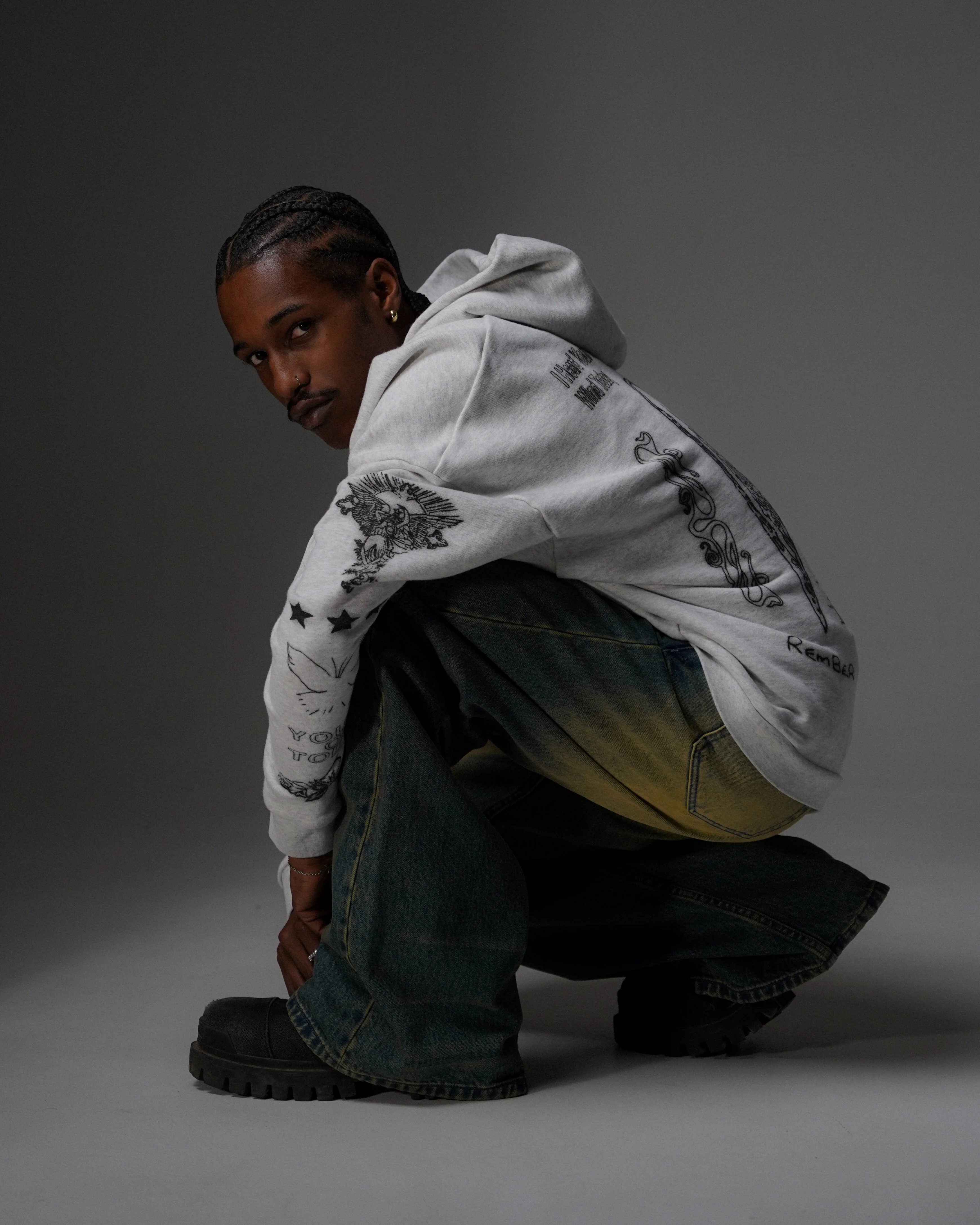 STUDIO DENIM [BRUISED] - Image 9