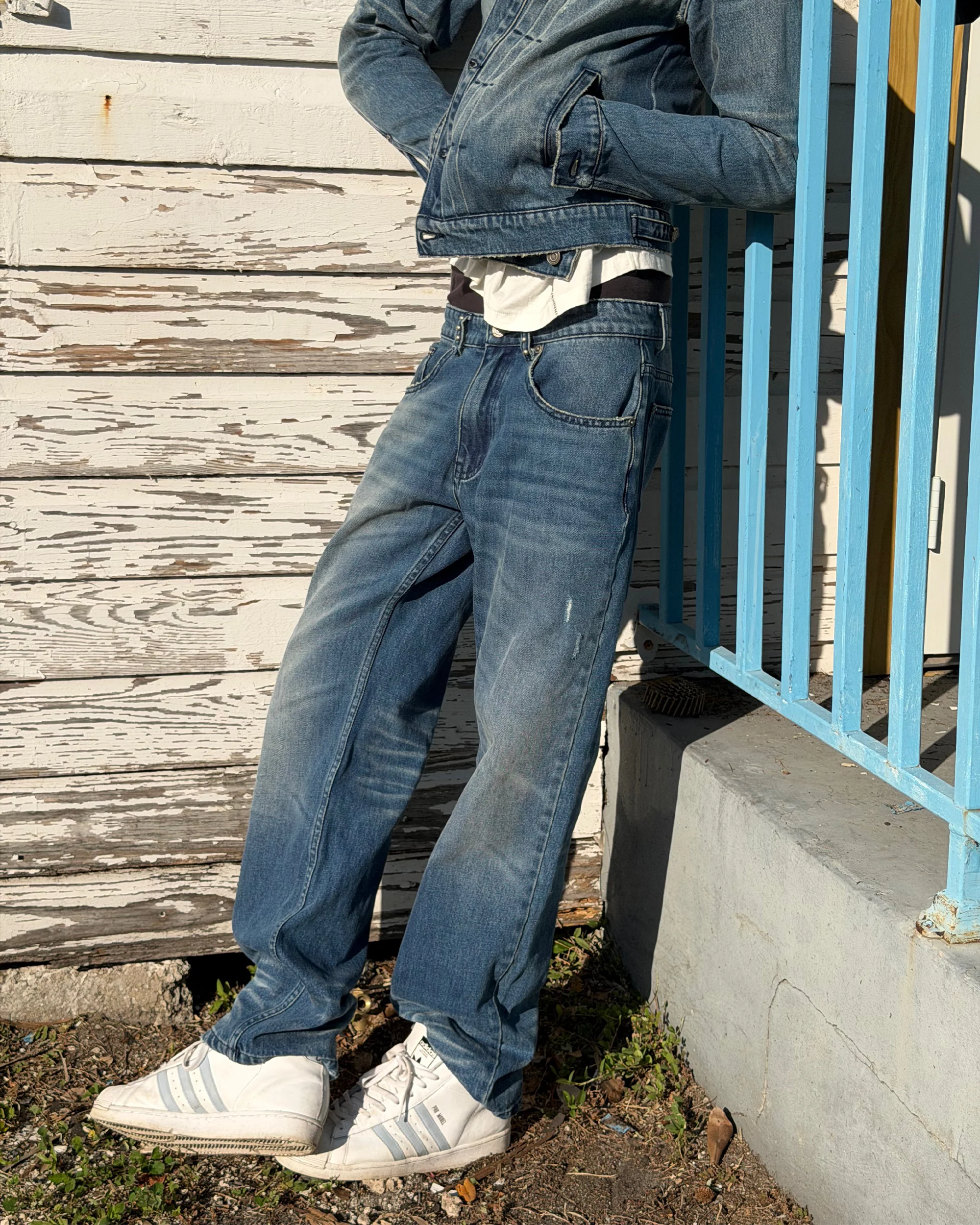 STUDIO DENIM [STONES' WASH] - Image 15