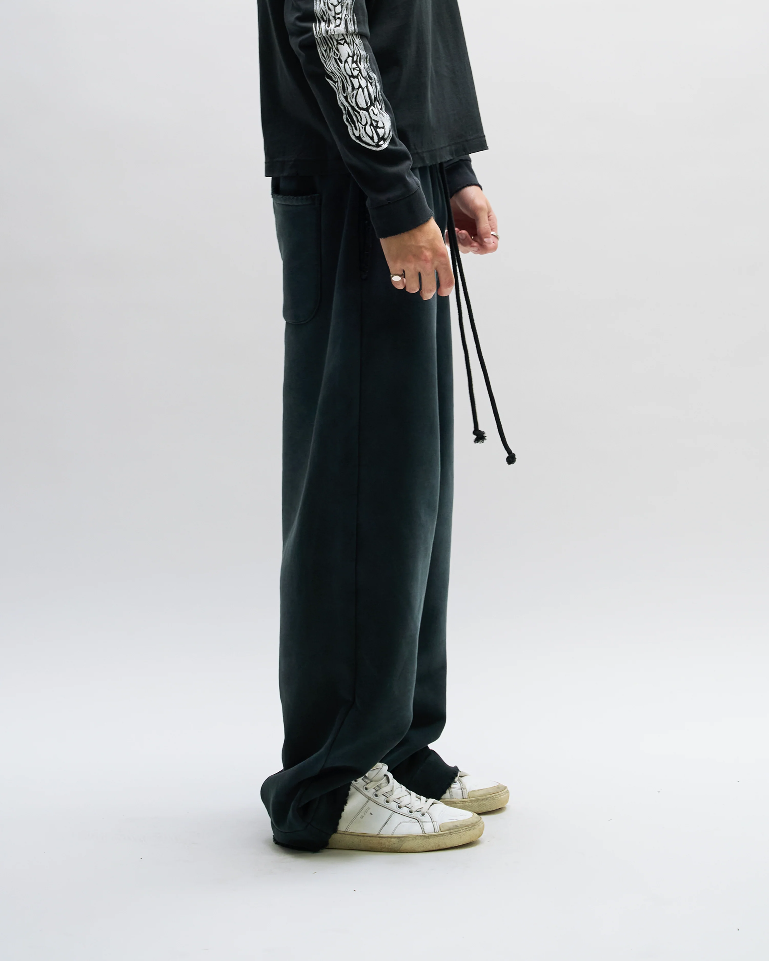 STUDIO SWEATPANTS [SUNBEAT BLACK] - Image 6