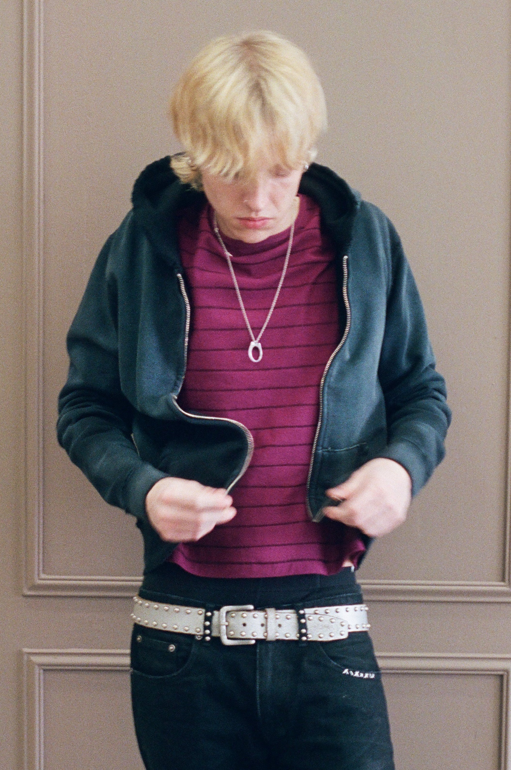 STUDIO ZIP-UP [SUNBEAT BLACK] - Image 7