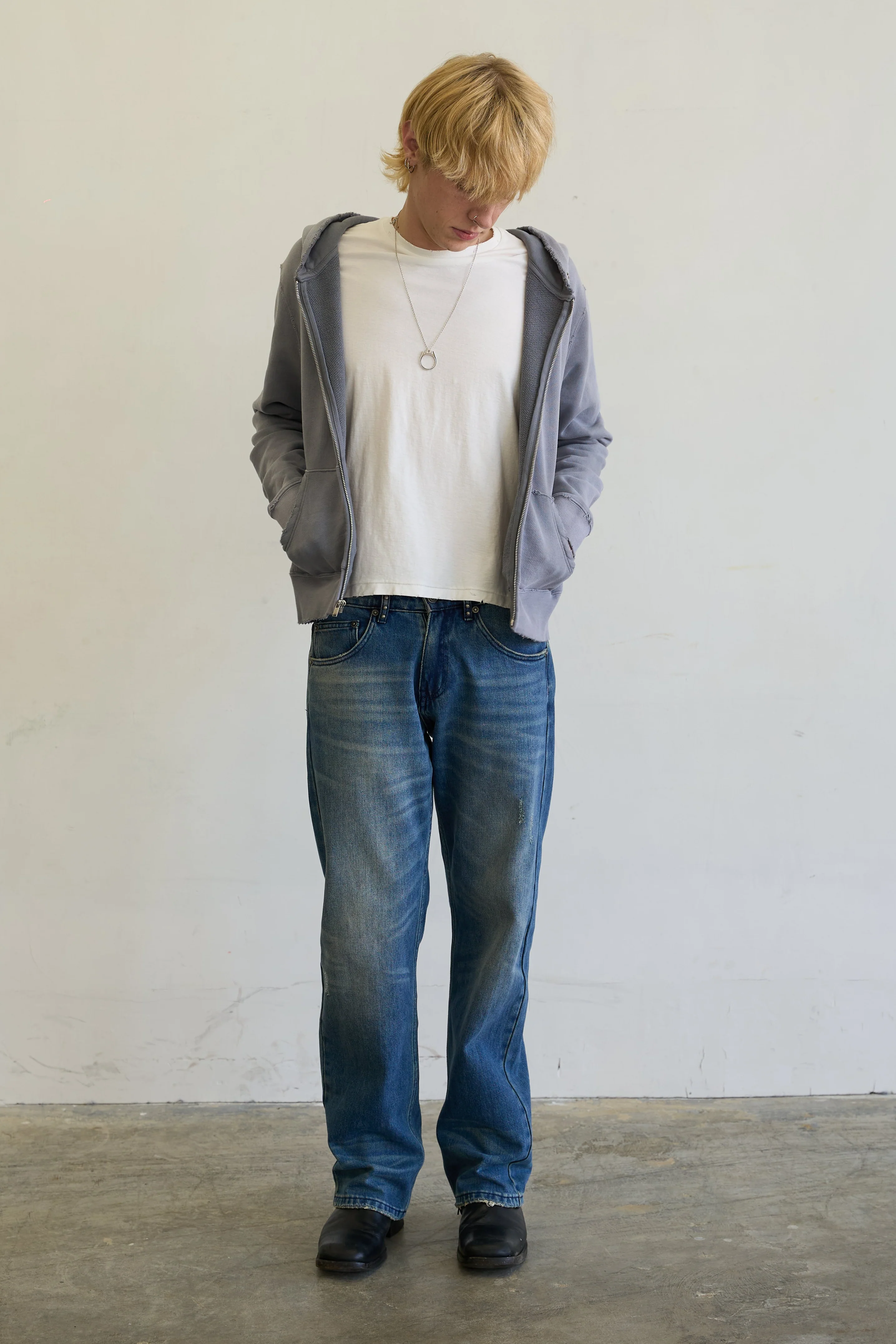 STUDIO ZIP-UP [SUNBEAT GREY] - Image 16